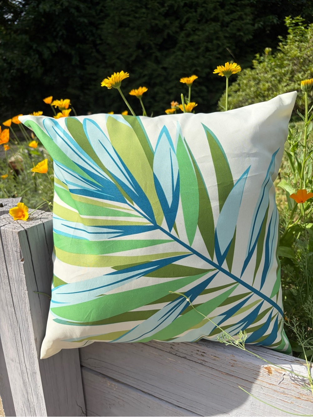 Tropical Palm Leaf Decorative Throw Pillow. Modern Botanical Accent~